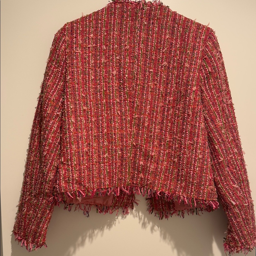 Chic Pink Tweed Jacket - Picture 2 of 3